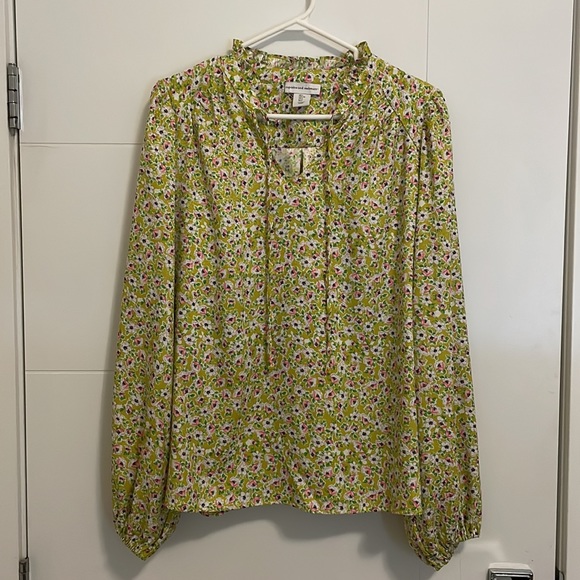 Cupcakes & Cashmere Lime Green Floral Long Sleeve Blouse - Picture 2 of 7